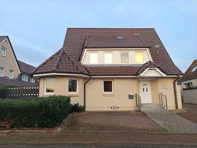 Reihenendhaus zum Kauf provisionsfrei 480.000 € 5 Zimmer 123 m² 674 m² Grundstück Rosenstraße 24 b Grömitz Grömitz 23743