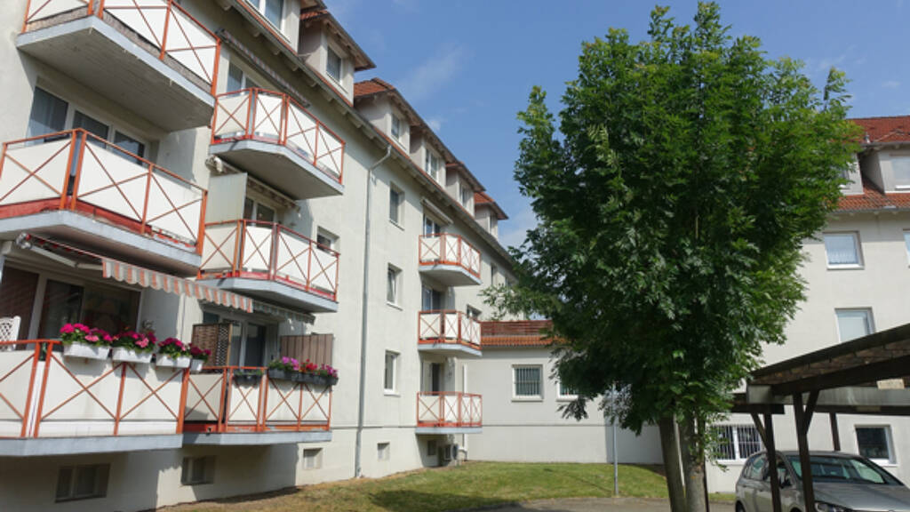 Wohnung zum Kauf 75.000 € 3 Zimmer 72 m² EG frei ab sofort Aschersleben 06449