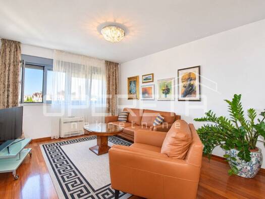 Wohnung zur Miete 1.300 € 3 Zimmer 79 m² 6. Geschoss Split 21000