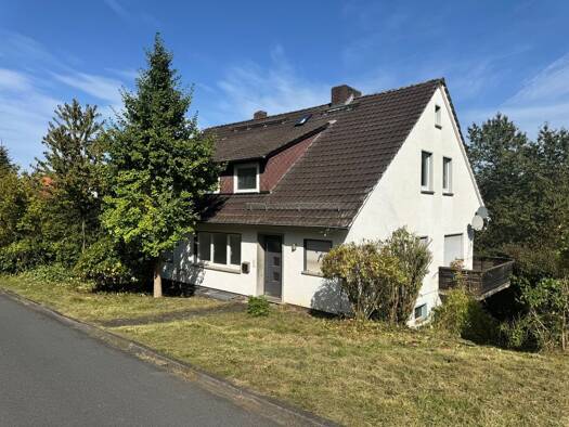 Haus zum Kauf 319.000 € 12 Zimmer 270 m² 1.506 m² Grundstück frei ab sofort Oberkaufungen Kaufungen 34260