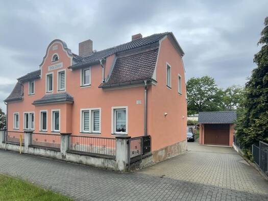 Mehrfamilienhaus zum Kauf 299.000 € 8 Zimmer 201 m² 2.500 m² Grundstück Bernsdorf Bernsdorf 02994