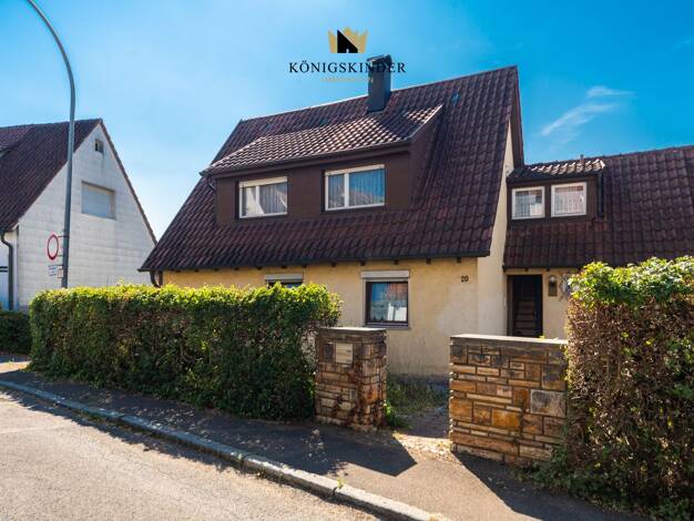 Doppelhaushälfte zum Kauf 229.000 € 6 Zimmer 90 m² 332 m² Grundstück Göppingen 73035