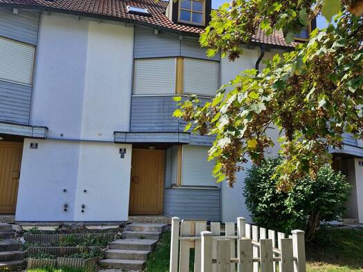 Reihenhaus zur Miete 980 € 4,5 Zimmer 133 m² 200 m² Grundstück frei ab sofort Velburg Velburg 92355
