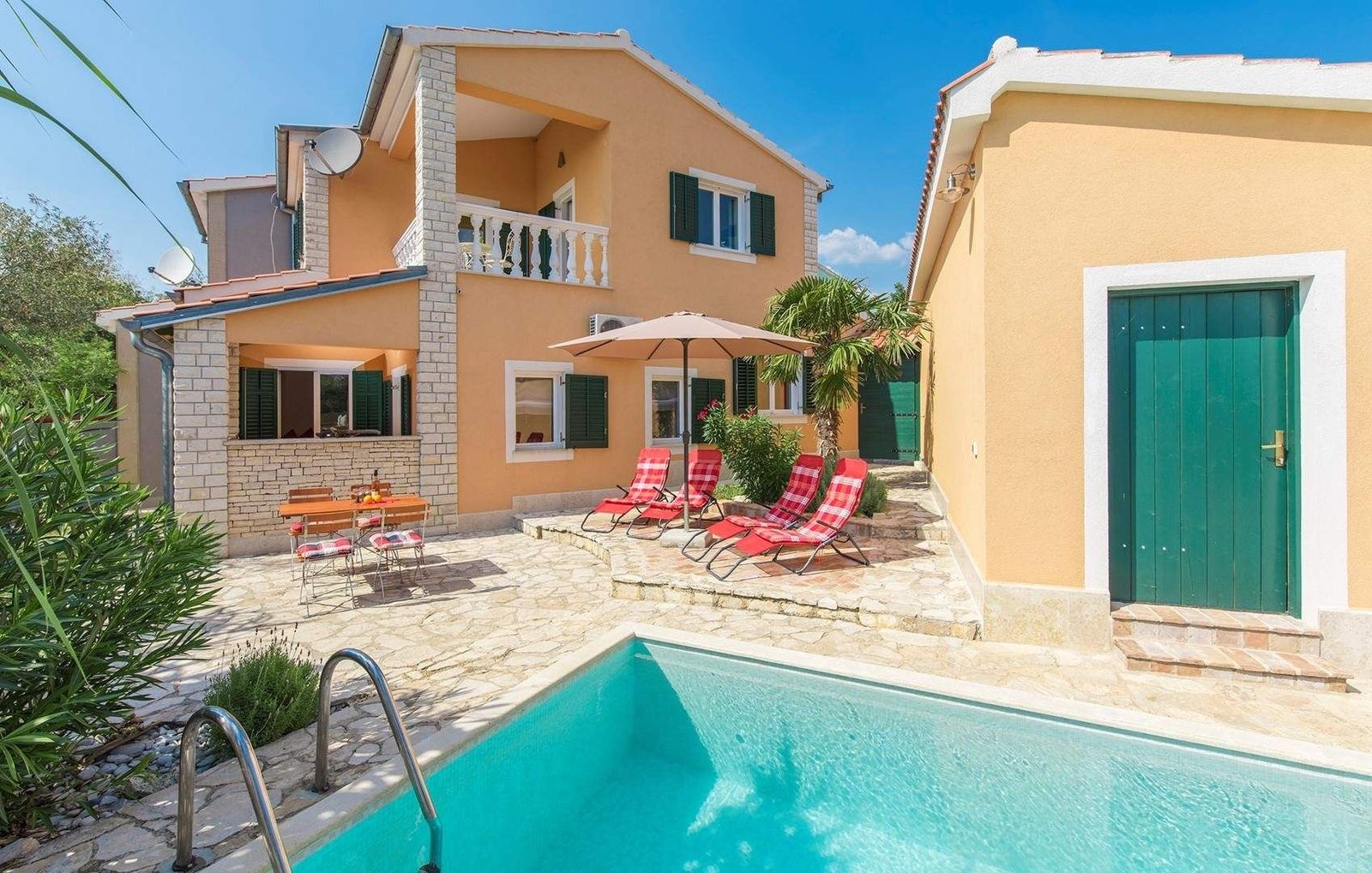 Haus zum Kauf 398.000 € 4 Zimmer 106 m²<br/>Wohnfläche 323 m²<br/>Grundstück Porec center