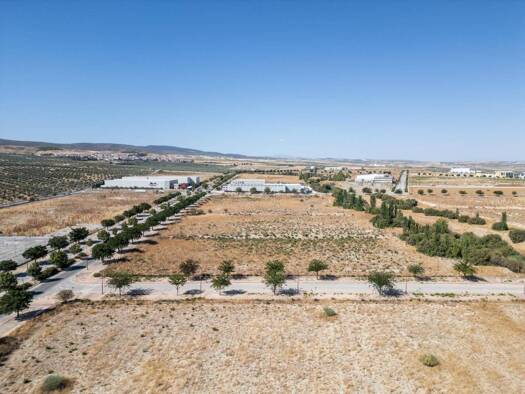 Wohn- und Gewerbegrundstück zum Kauf 3.367.715 € Avenida de Entrecaminos Escúzar 18130