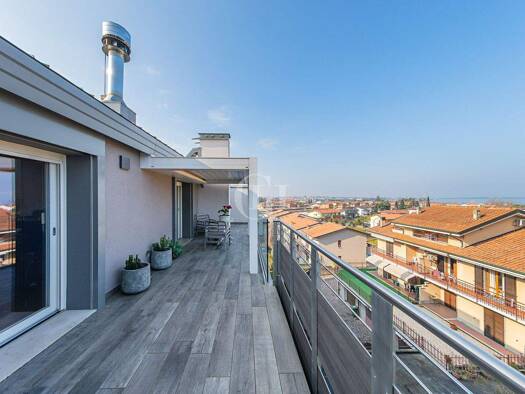 Wohnung zum Kauf 795.000 € 4 Zimmer 110 m² 3. Geschoss via Monte Baldo 17 Peschiera del Garda 37019