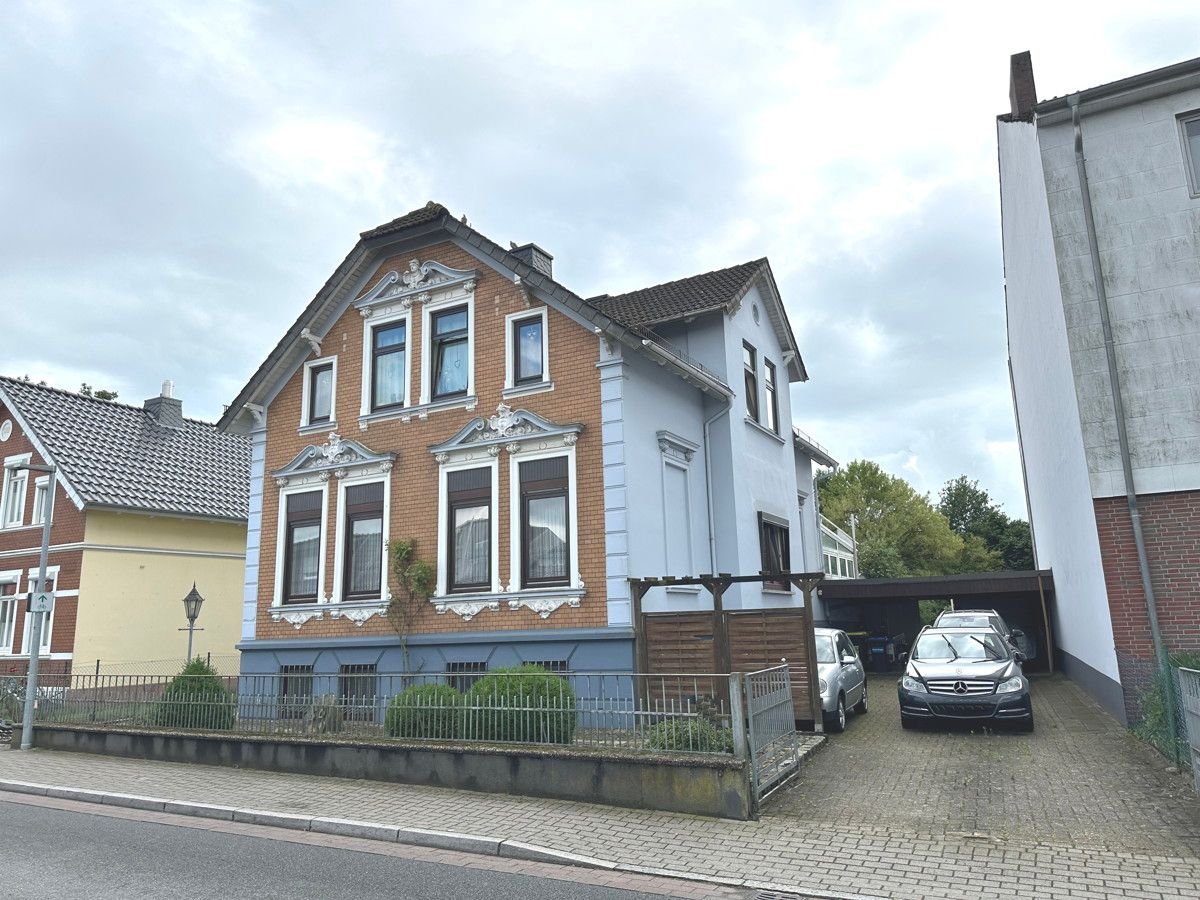 Mehrfamilienhaus zum Kauf 249.000 € 6 Zimmer 197 m²<br/>Wohnfläche 1.147 m²<br/>Grundstück Fähr - Lobbendorf Bremen / Aumund 28755