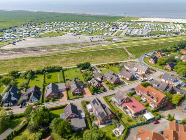 Einfamilienhaus zum Kauf 380.000 € 5 Zimmer 140 m² 1.012 m² Grundstück Carolinensiel Wittmund 26409