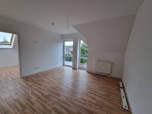 Wohnung zur Miete 375 € 1,5 Zimmer 43,2 m² frei ab sofort Kolkwitzer Str. 32 Papitz Kolkwitz, NL 03099