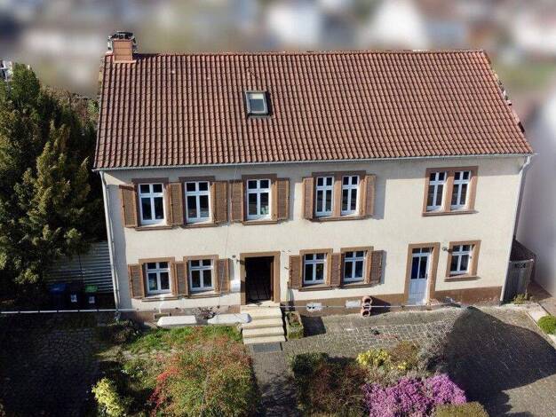 Einfamilienhaus zum Kauf 400.000 € 9 Zimmer 280 m² 907 m² Grundstück Wadgassen 66787