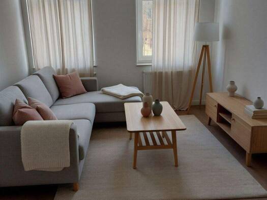 Wohnung zur Miete 699 € 2 Zimmer 52 m² 1. Geschoss Graßdorfer Straße 12 Volkmarsdorf Leipzig 04315