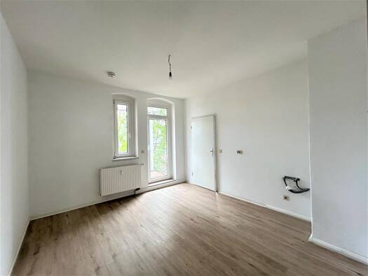 Wohnung zur Miete 310 € 3 Zimmer 77,5 m² 2. Geschoss Lutherstraße 19 Aue 08280