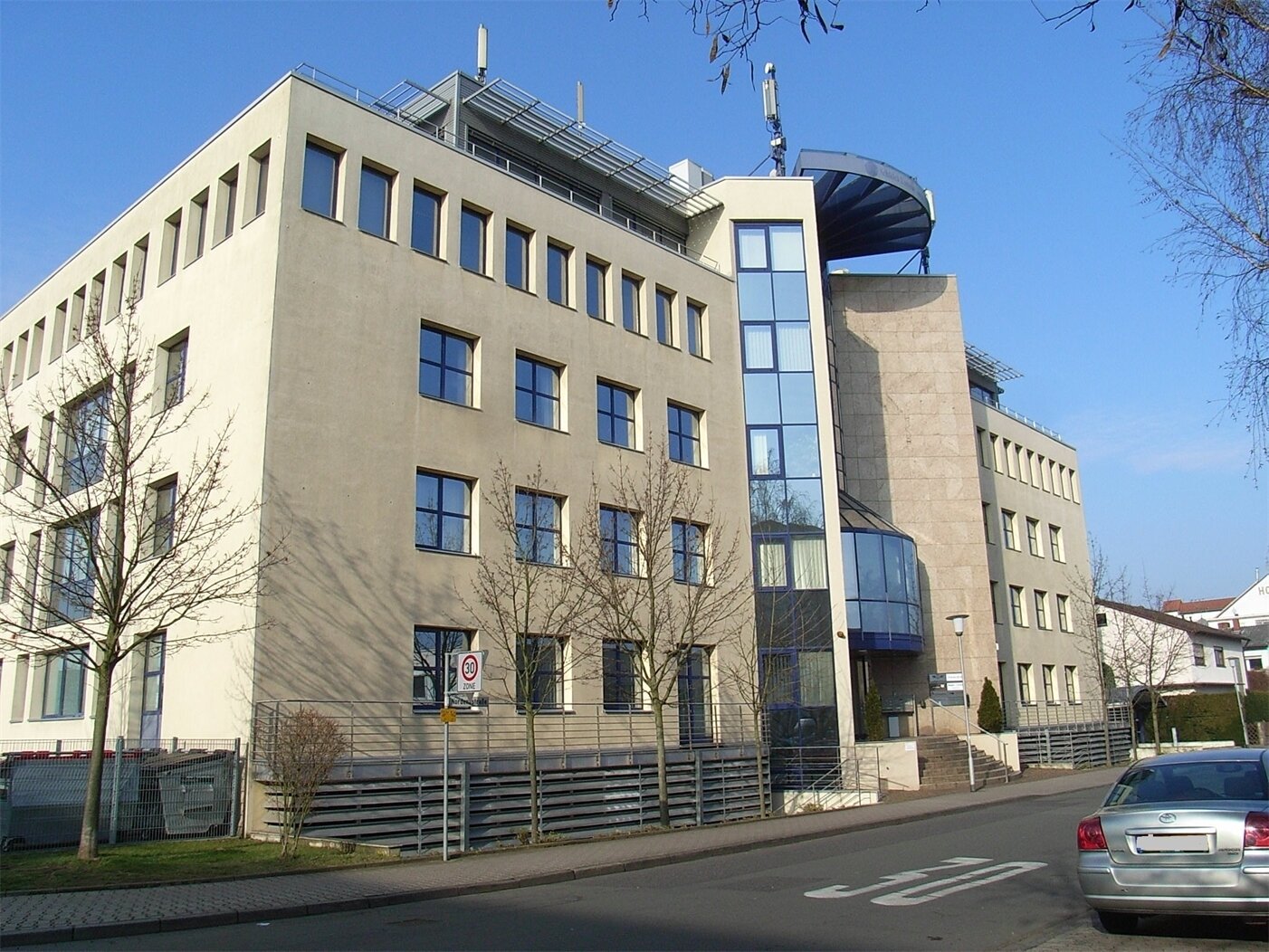 Bürofläche zur Miete 9,50 € 377,9 m²<br/>Bürofläche ab 377,9 m²<br/>Teilbarkeit Walldorf Mörfelden-Walldorf 64546