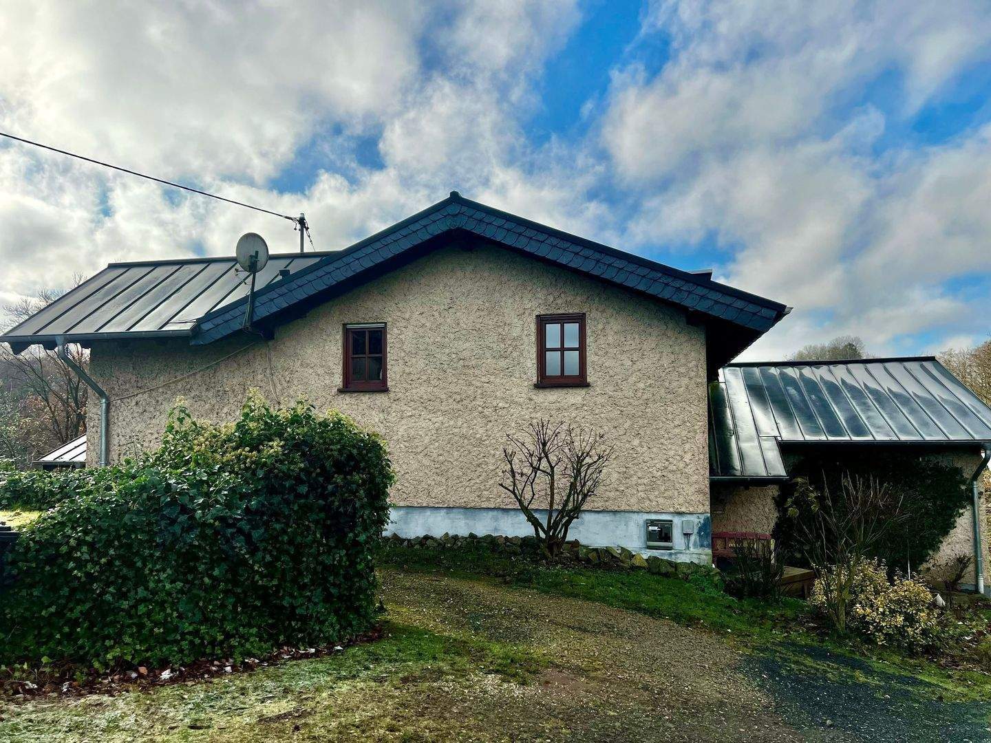 Immobilie in Heilbach - Luxus und Ruhe in Grenznähe – Großzügiges Einfamilienhaus mit 2 Wohneinheiten - Bild 4