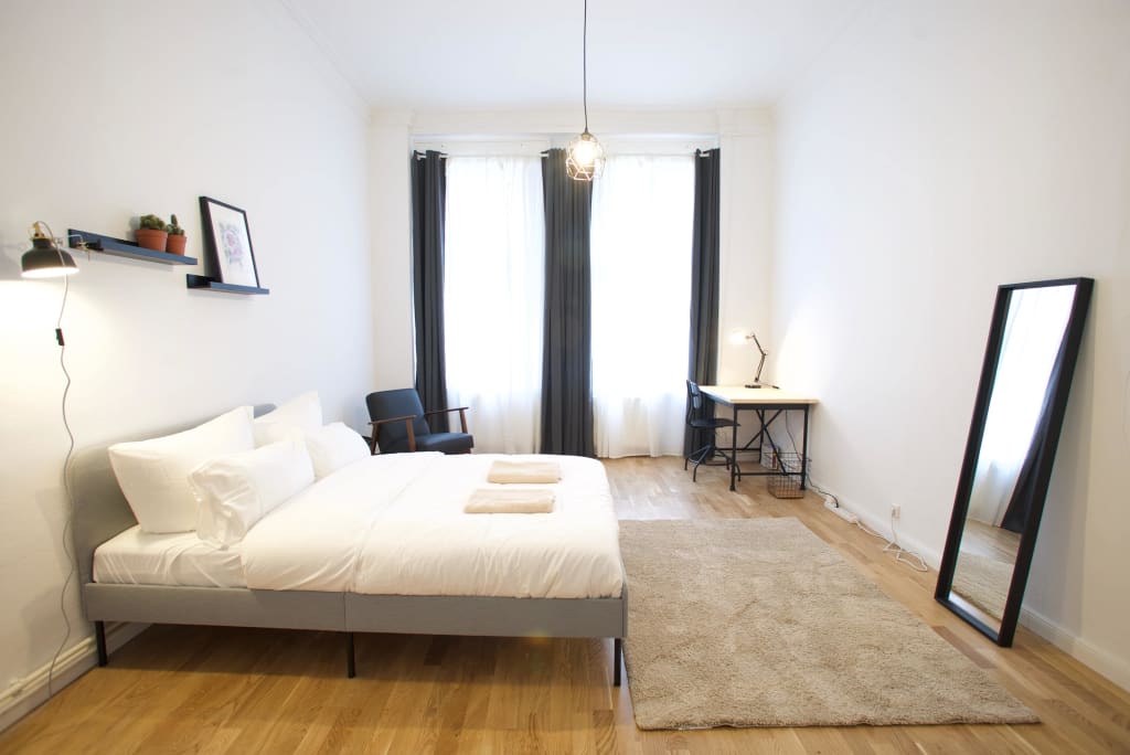 Wohnung zur Miete Wohnen auf Zeit 910 € 3 Zimmer 22,1 m²<br/>Wohnfläche 24.02.2025<br/>Verfügbarkeit Pflügerstraße 76 Halensee Berlin 12047