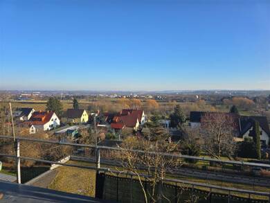 Wohnung zum Kauf 275.000 € 8 Zimmer 221,2 m² Dachgeschoss, 4. Geschoss frei ab sofort Marienthal West 433 Zwickau 08060