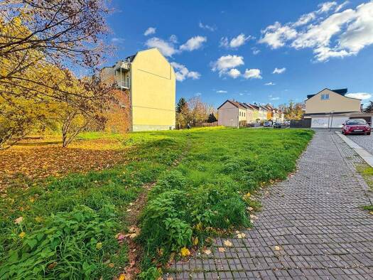 Grundstück zur Versteigerung 29.000 € 1.070 m² Grundstück Haselbrunn Plauen 08525
