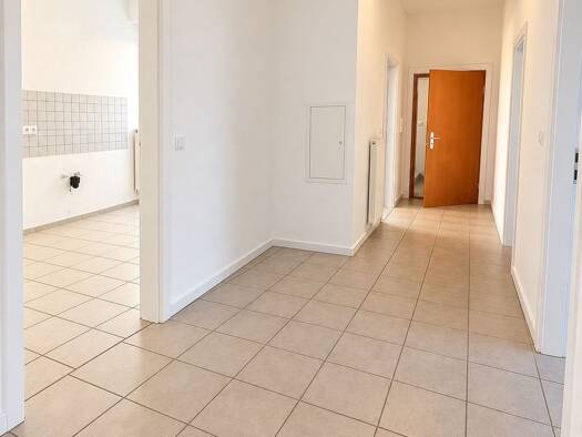 Wohnung zur Miete 1.500 € 4 Zimmer 96 m² Geschoss 2/4 frei ab 01.10.2026 Grombühl Würzburg 97080