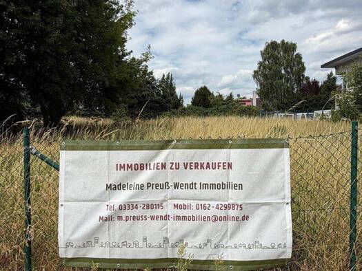 Grundstück zum Kauf 175.000 € 361 m² Grundstück Baugenehmigung vorhanden frei ab sofort Mahlsdorf Marzahn-Hellersdorf 12623