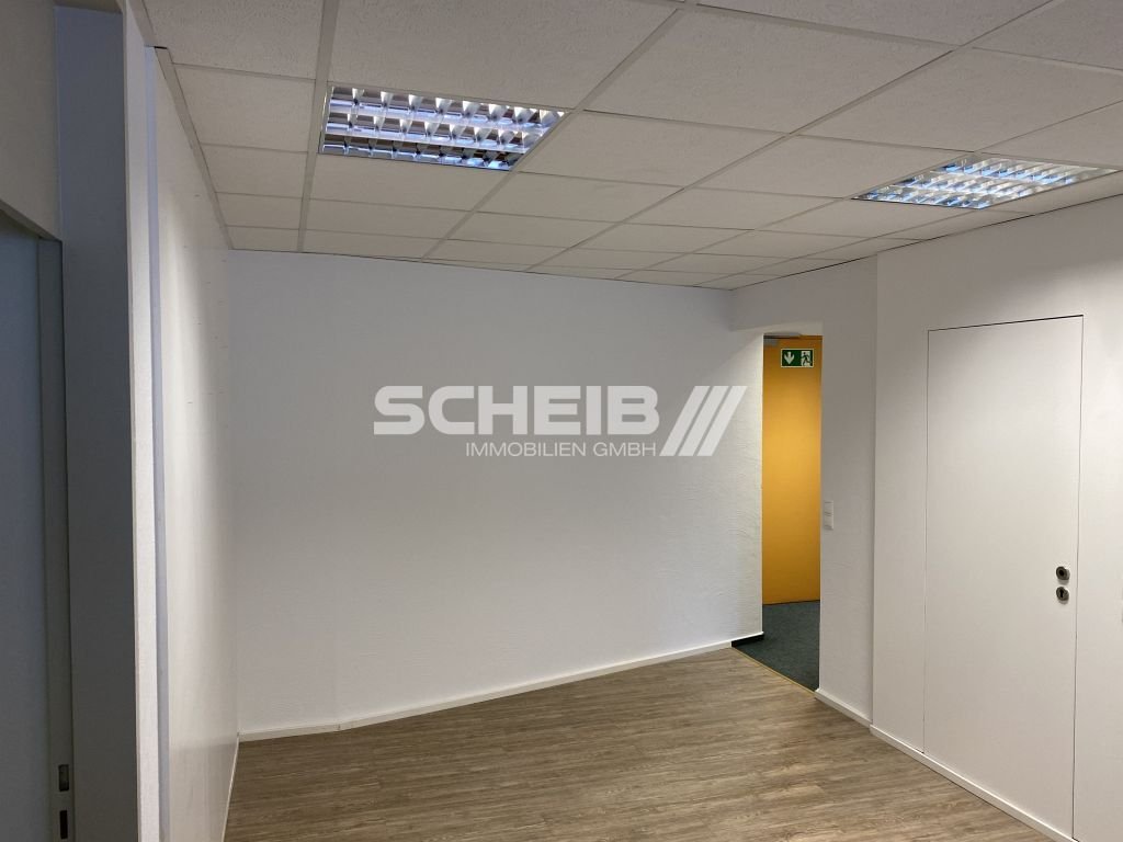 Bürofläche zur Miete 790 € 3 Zimmer 73 m²<br/>Bürofläche Innenstadt Crailsheim 74564