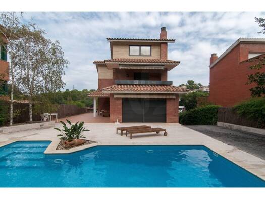 Chalet zur Miete 4.500 € 4 Zimmer 176 m² Sant Cugat del Vallès 08172