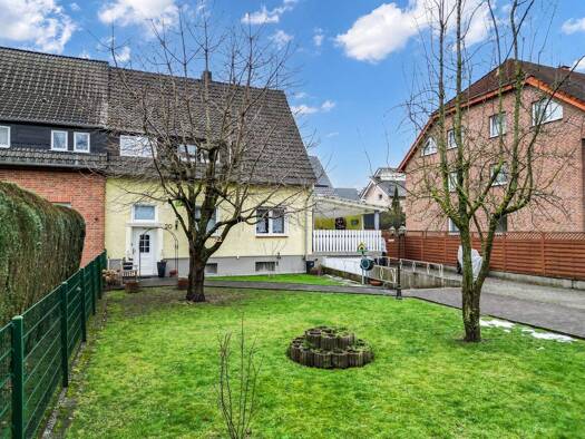 Doppelhaushälfte zum Kauf provisionsfrei 6 Zimmer 127 m² 590 m² Grundstück Nordborchen Borchen 33178