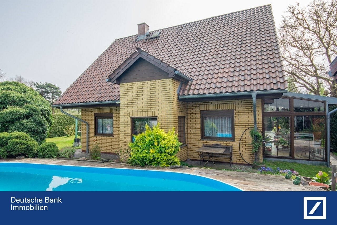 Einfamilienhaus zum Kauf 599.000 € 4 Zimmer 130 m²<br/>Wohnfläche 1.134 m²<br/>Grundstück Oranienburg Oranienburg 16515