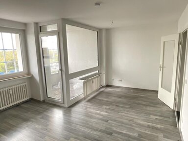 Wohnung zur Miete 559 € 3 Zimmer 75 m² 2. Geschoss Lüneburger Straße 46 Neumühl Duisburg 47167