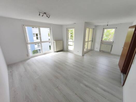 Wohnung zur Miete 980 € 2 Zimmer 67 m² Geschoss 2/8 frei ab sofort Auf der Stelle 15 Nord Sindelfingen 71067