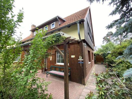Einfamilienhaus zum Kauf 450.000 € 7 Zimmer 142 m² 896 m² Grundstück frei ab sofort Schöneiche bei Berlin 15566