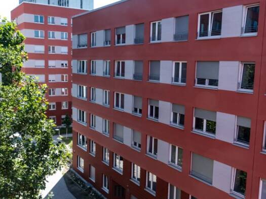 Wohnung zur Miete 1.027 € 2 Zimmer 54,1 m² EG Lyoner Straße 38 a Schwanheim Frankfurt am Main 60528
