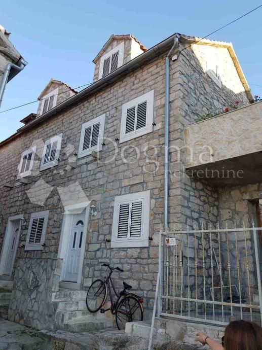 Haus zum Kauf 250.000 € 3 Zimmer 75 m²<br/>Wohnfläche Sibenik 22000