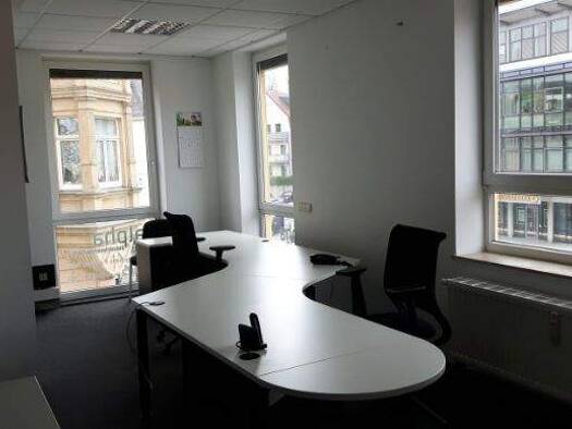 Bürogebäude zur Miete provisionsfrei 290 € 2 Zimmer 36,6 m² Bürofläche Limbach-Oberfrohna Limbach-Oberfrohna 09212