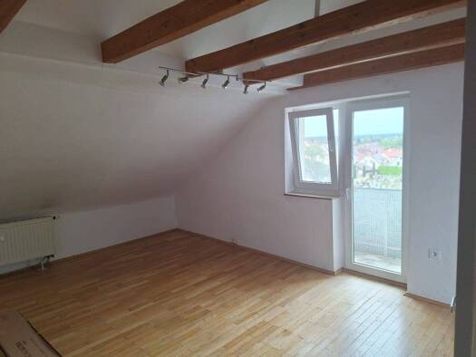 Wohnung zur Miete 340 € 2 Zimmer 40 m² 3 Geschosse frei ab 01.10.2026 Heilsbronn Heilsbronn 91560
