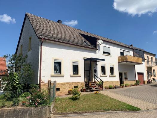 Doppelhaushälfte zum Kauf 139.000 € 7 Zimmer 196 m² 1.000 m² Grundstück Windsberg Pirmasens 66954