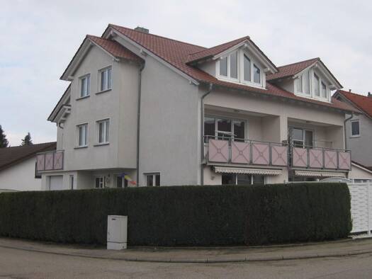 Doppelhaushälfte zur Miete 1.150 € 6 Zimmer 180 m² 250 m² Grundstück frei ab 01.12.2025 Gemmingen 75050