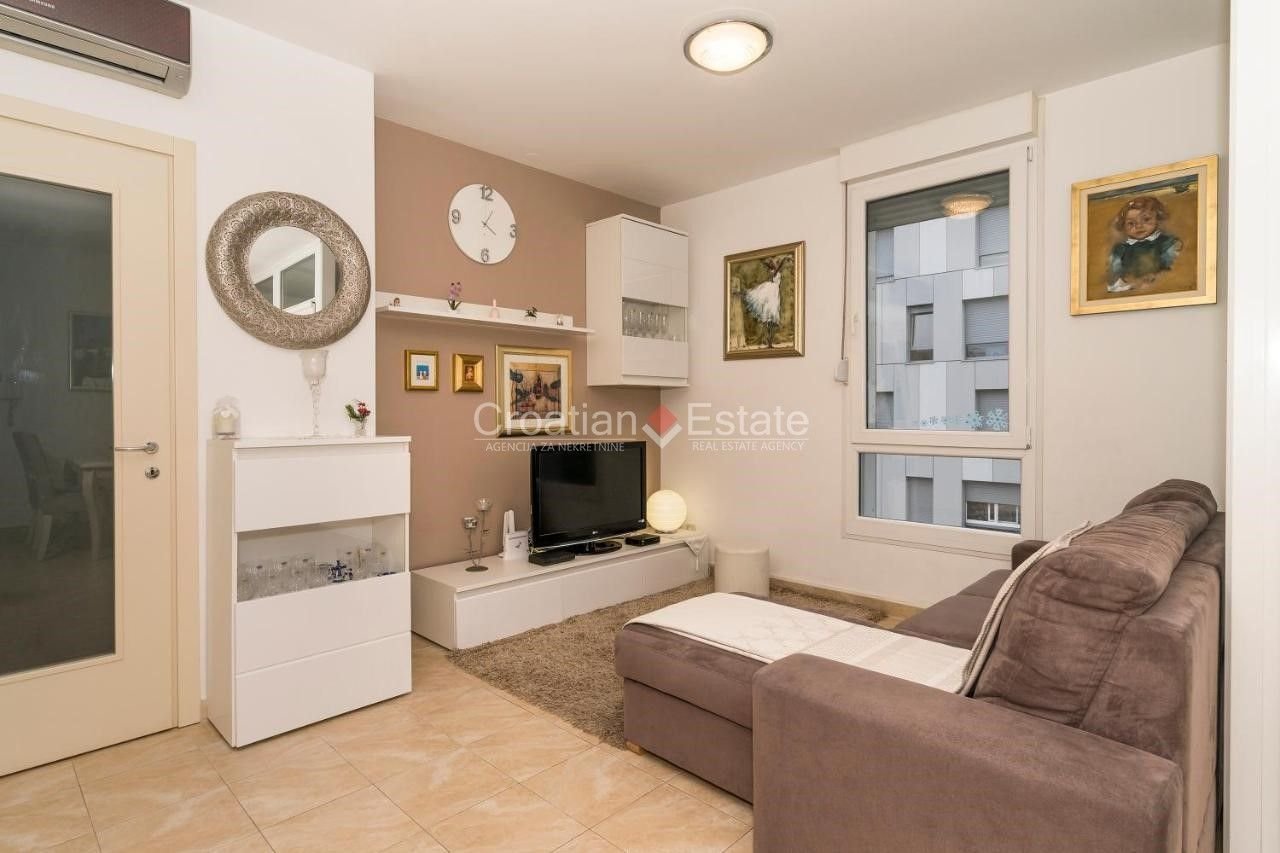 Wohnung zum Kauf 349.000 € 2 Zimmer 60 m²<br/>Wohnfläche 4.<br/>Geschoss Split