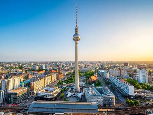 Wohnung zum Kauf 269.000 € 2 Zimmer 66,9 m² Kreuzberg Berlin 10965