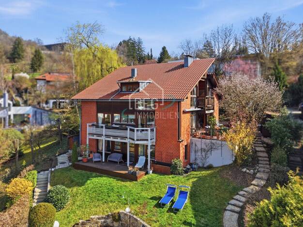 Einfamilienhaus zum Kauf 7 Zimmer 253,2 m² 838 m² Grundstück Südstadt Reutlingen 72760