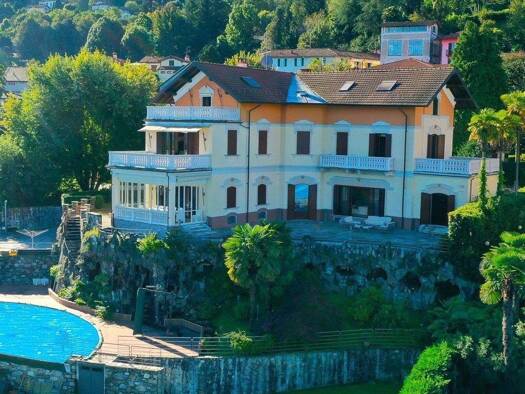 Haus zum Kauf 8.000.000 € 698 m² Stresa 28838