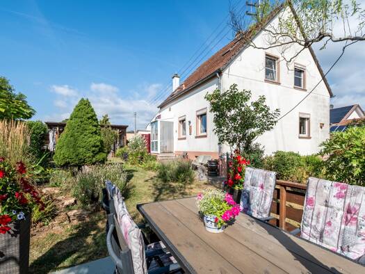 Haus zum Kauf 239.000 € 7 Zimmer 103 m² 726 m² Grundstück Ehlenz 54636
