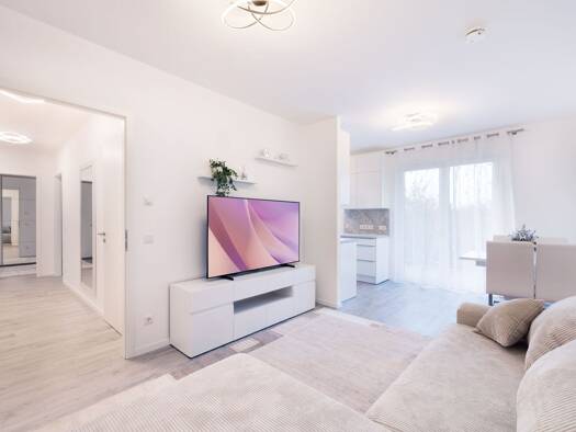 Wohnung zur Miete 1.800 € 3 Zimmer 74 m² Geschoss 2/3 frei ab sofort Kreuzberg Berlin 12109