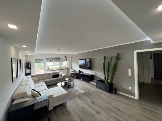 Wohnung zur Miete 1.700 € 4,5 Zimmer 110 m² Geschoss 1/2 frei ab 01.03.2026 Schulstraße 5 Heddesheim 68542