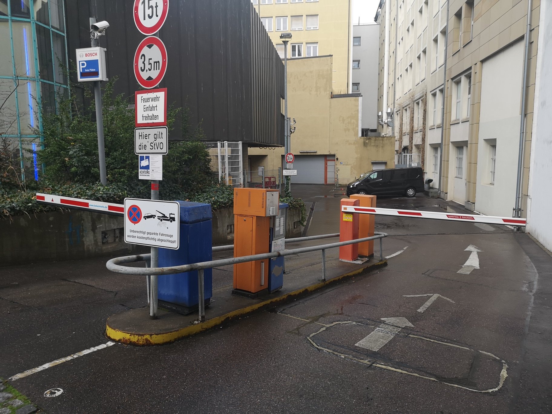 Tiefgaragenstellplatz zur Miete provisionsfrei 220 € Lautenschlagerstraße 20 Hauptbahnhof Stuttgart 70173