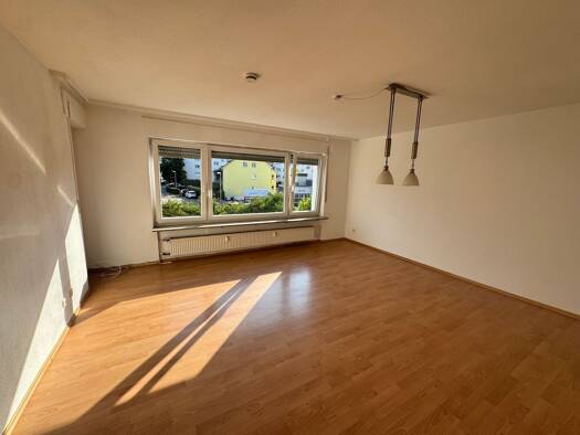 Wohnung zur Miete 1.300 € 3,5 Zimmer 80 m² Geschoss 1/2 frei ab sofort Gerlingen 70839