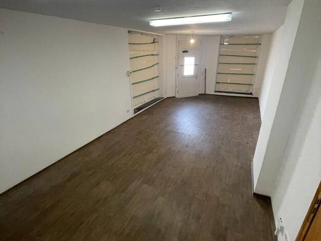 Freifläche zur Miete provisionsfrei 77 m² Lagerfläche Mommsenstraße 21 Frohnhausen Essen 45144