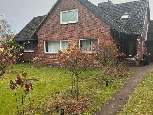 Einfamilienhaus zur Miete 2.250 € 6 Zimmer 190 m² 1.200 m² Grundstück frei ab 01.03.2026 Lerchenfeld 13 Itzehoe 25524