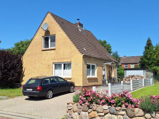 Einfamilienhaus zum Kauf 249.000 € 4 Zimmer 112 m² 950 m² Grundstück frei ab sofort Lohe-Rickelshof 25746