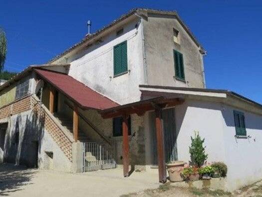 Einfamilienhaus zum Kauf provisionsfrei 150.000 € 5 Zimmer 200 m² 15.000 m² Grundstück frei ab 01.04.2027 Cellino Attanasio 64036