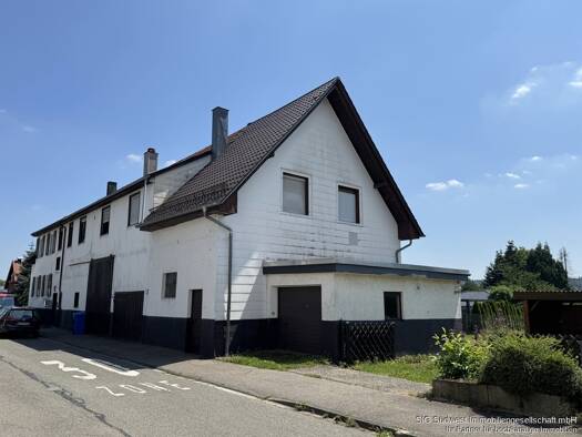 Mehrfamilienhaus zum Kauf 589.000 € 11 Zimmer 300 m² 977 m² Grundstück Huchenfeld Pforzheim 75181